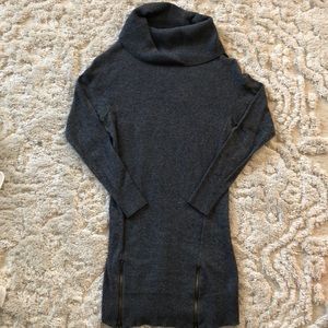 Mossimo cowl neck zip front tunic sweater